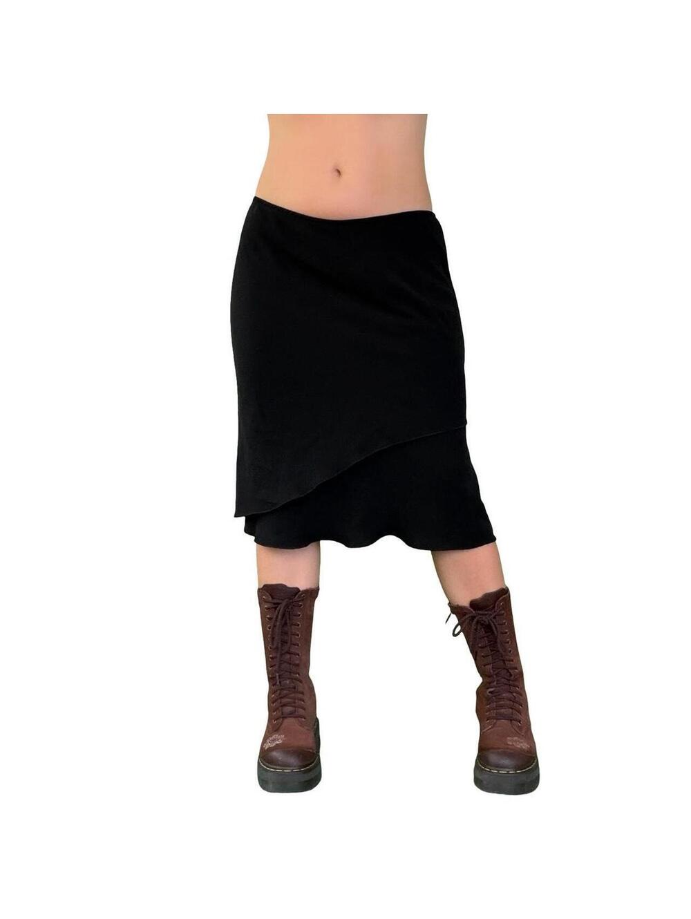 Y2K TRAD GOTH MINIMALIST SKIRT